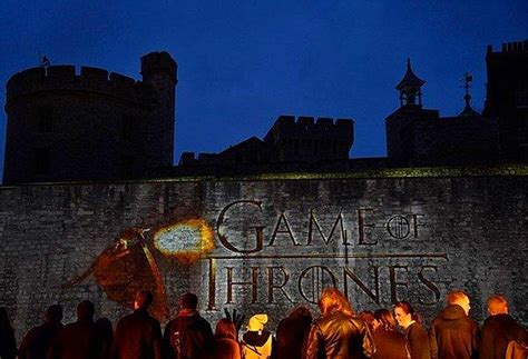 G­a­m­e­ ­o­f­ ­T­h­r­o­n­e­s­ ­5­.­ ­S­e­z­o­n­ ­P­r­ö­m­i­y­e­r­i­ ­L­o­n­d­r­a­ ­K­u­l­e­s­i­­n­d­e­ ­Y­a­p­ı­l­d­ı­